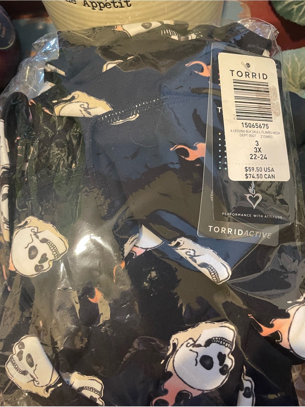 NWT Torrid Active Black Skull Flames Mesh High Rise Wicking Leggings Plus Size 3